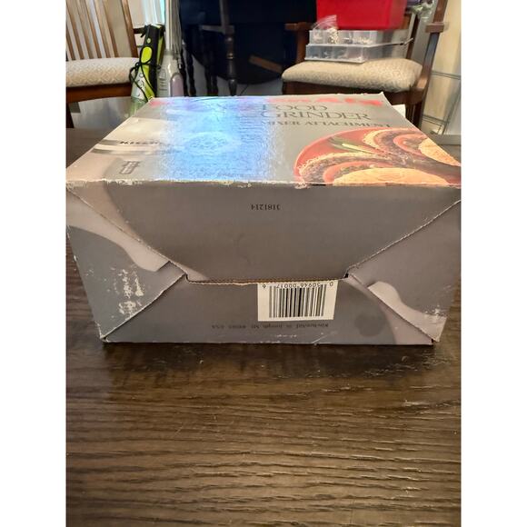 KitchenAid Food Grinder Attachment - For Kitchen Aid Stand Mixer - NEW - Picture 2 of 9